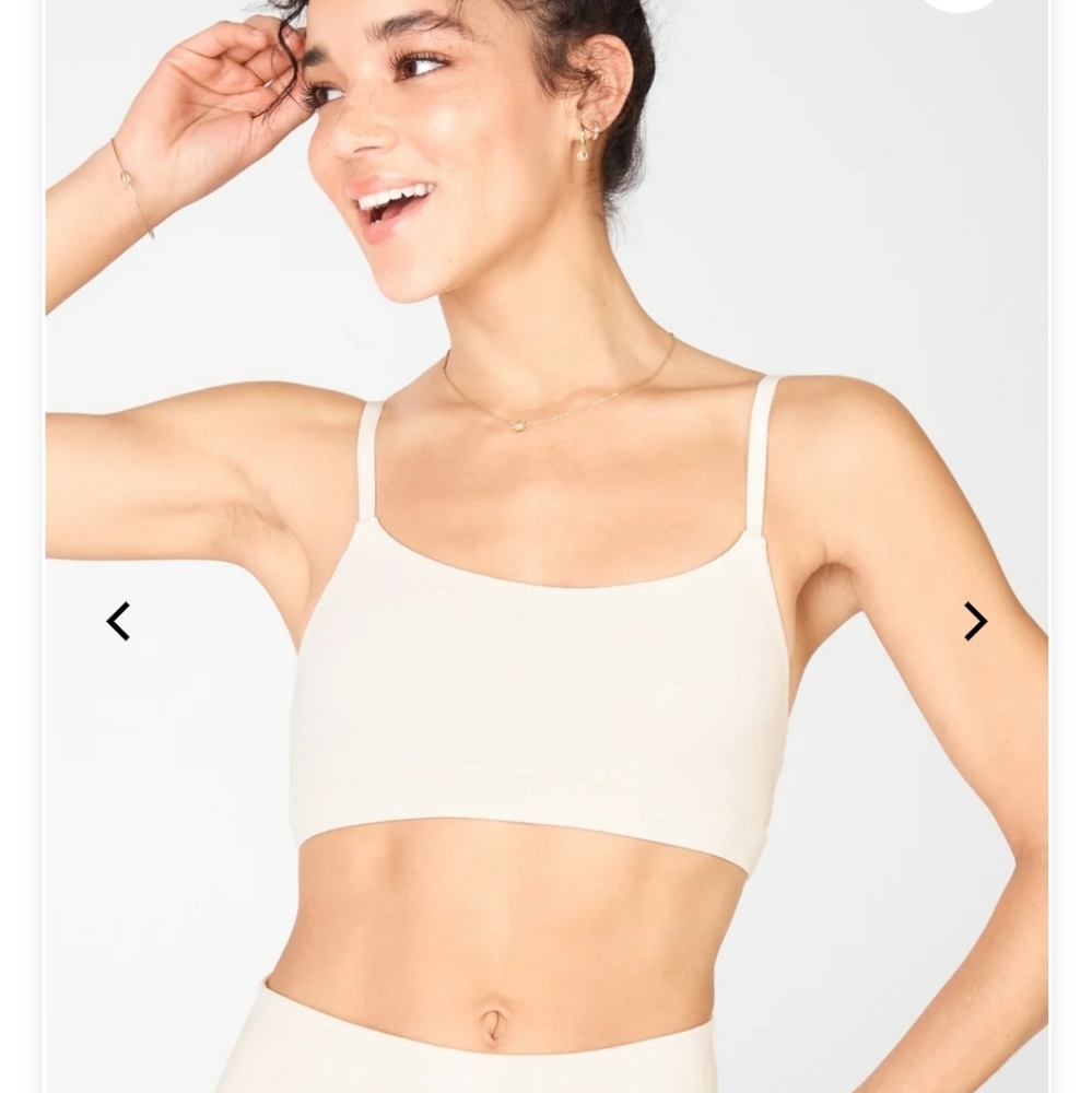 **Moving Sale***NEW Fabletics Sports Bra